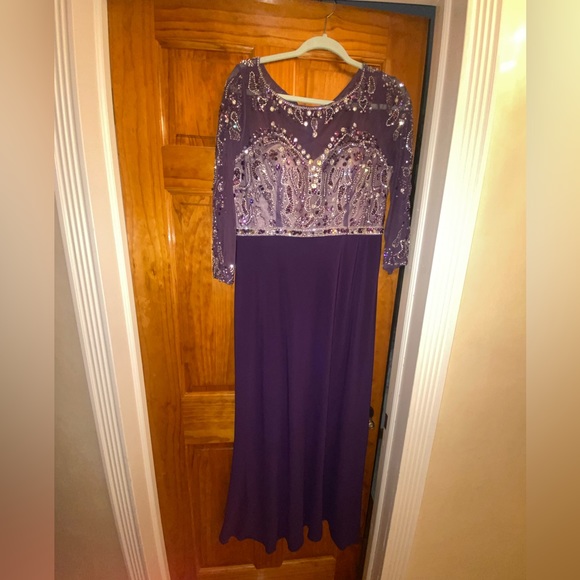 Terani Evening Gown - Picture 6 of 6